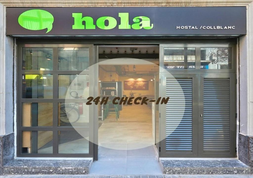 Collblanc y La Torrassa Hostel | Hola Hostal Collblanc