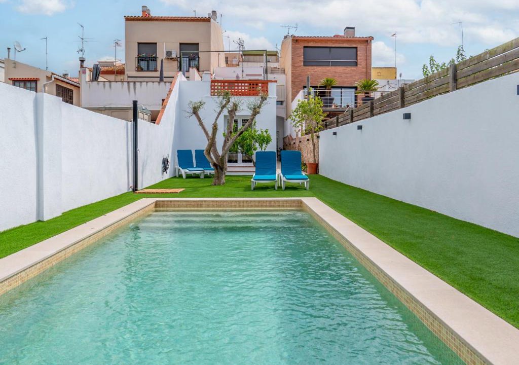 Malgrat de Mar House | Holiday Home Rita by Interhome