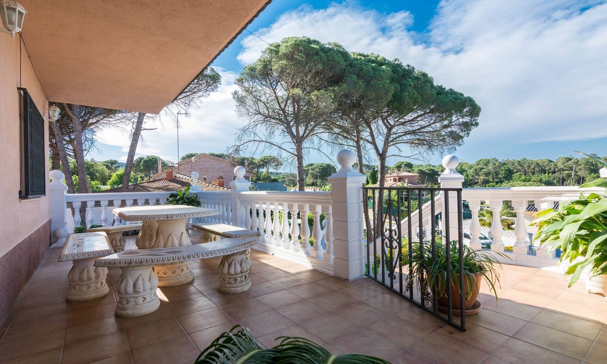 Tordera Villa | HomeHolidaysRentals Corts - Costa Barcelona