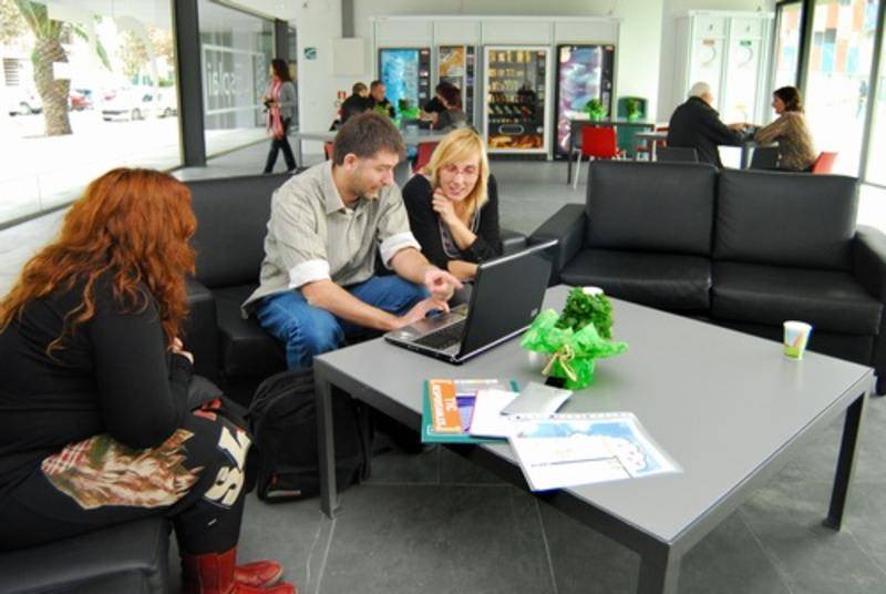 El Prat de Llobregat Hostel | Hostel ∙ 8 guests