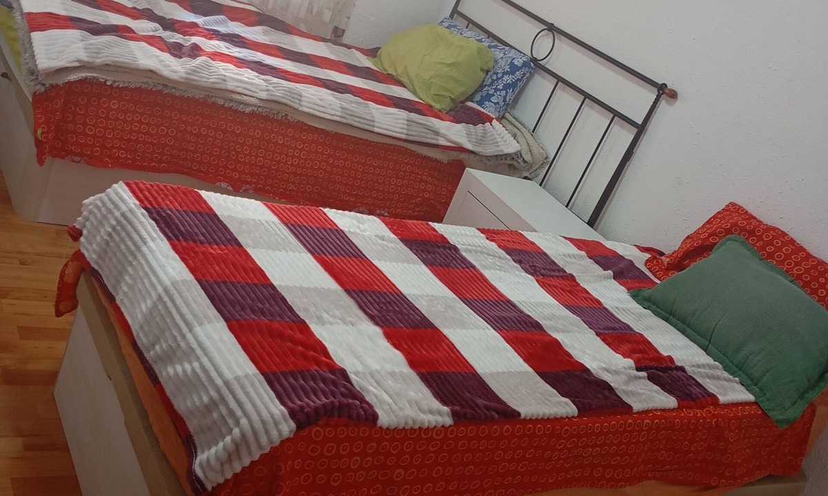 Granollers Condo | I rent a room with kitchen and bathroom close to Barcelona 25 km