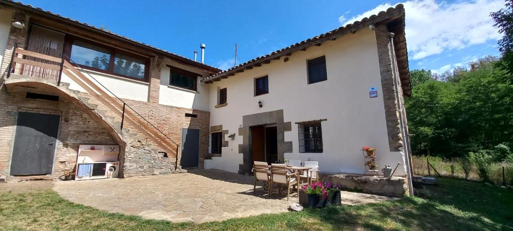 Sant Pere de Torello House | La Fàbrica de Targarona