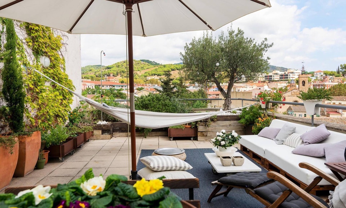 Alella Apartment | Loft Bouquet Alella sea mountain 25min to BCN
