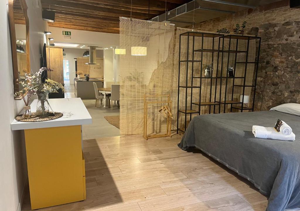 Vic Apartment | Luxury Apartment Stancesvic LOFT (New)