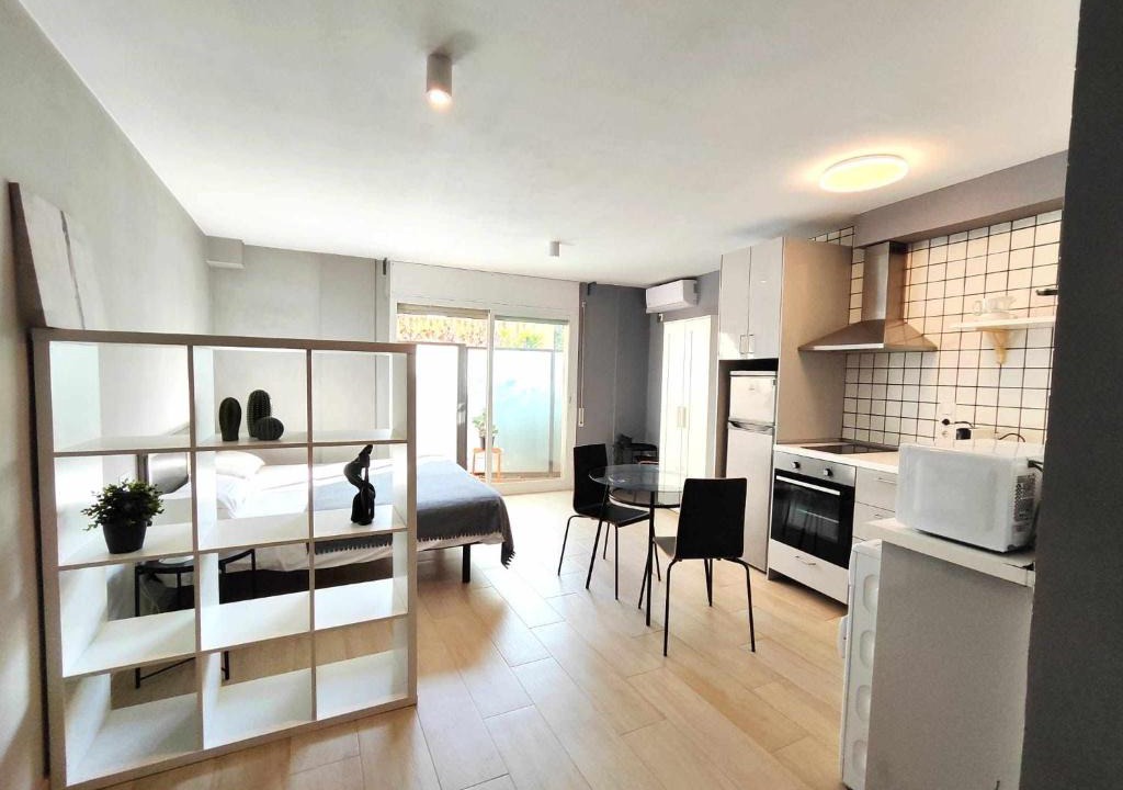 Mataro Apartment | Mazi Apartments Suite