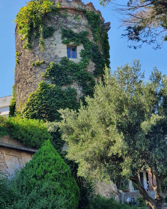 Caldes d'Estrac Villa | Medieval tower & villa by the sea