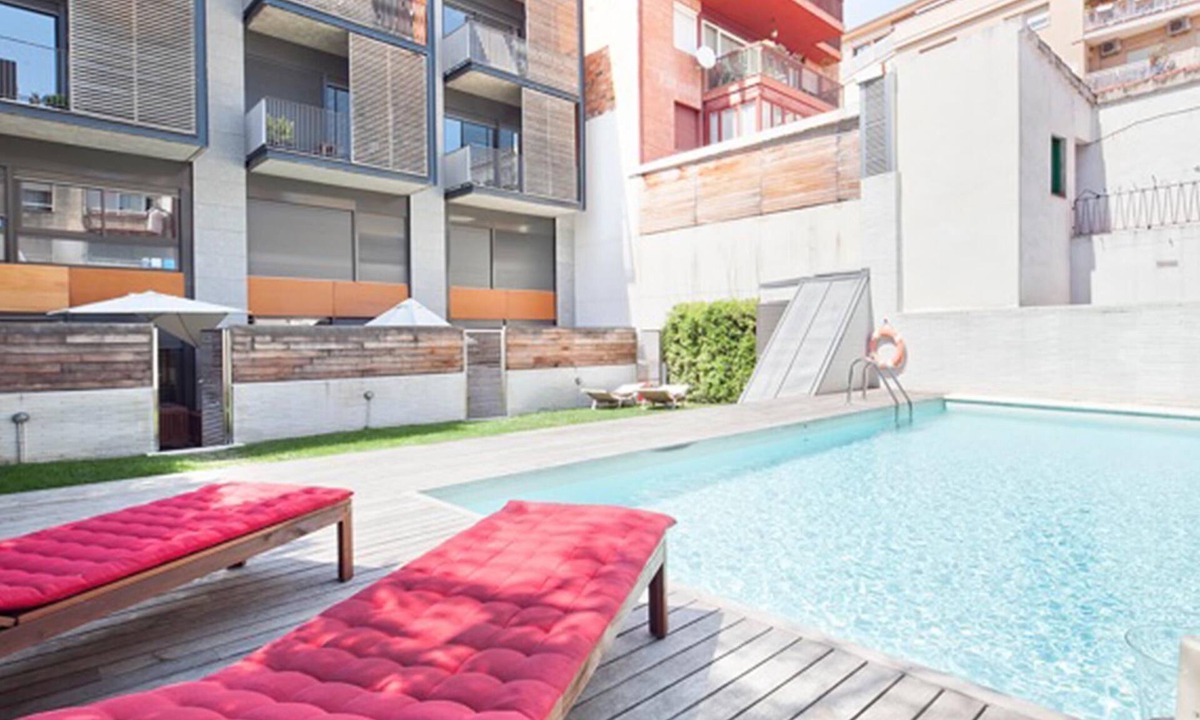 El Putget i Farro Apartment | My Space Barcelona 2 duplex for 16 people with terrace and pool in the center