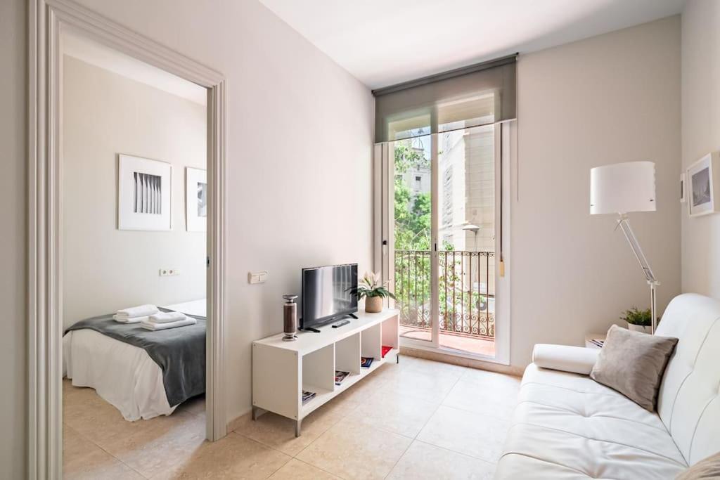 Hostafrancs Apartment | Newly renovated apartment in Plaza España! 035