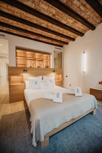 Terrassa Apartment | Petit Luxe St. Pere