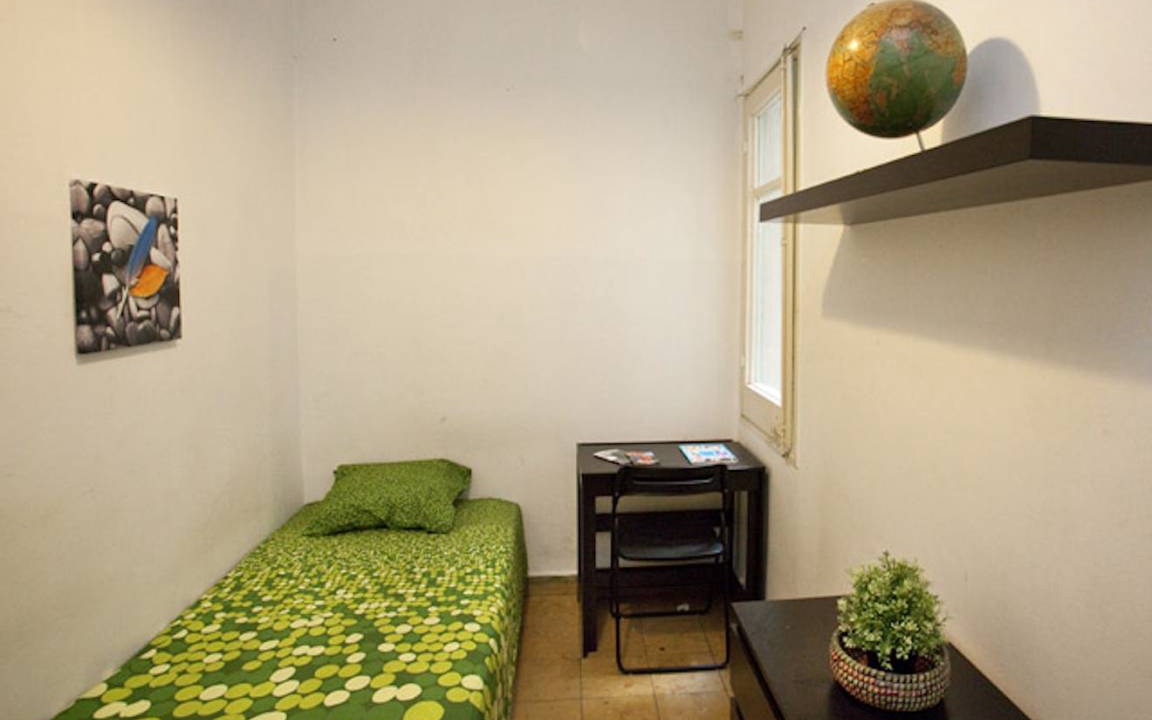 Sarria-Sant Gervasi Resort | Private room ∙ 1 bedroom ∙ 1 guest