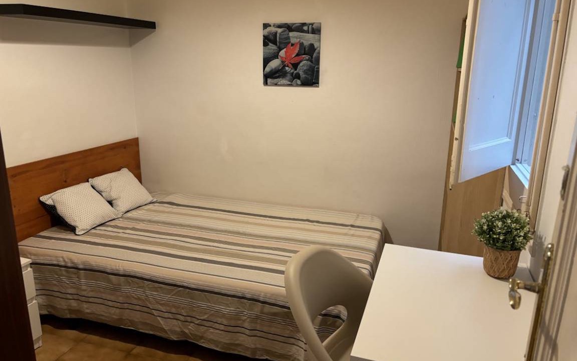 Sarria-Sant Gervasi Resort | Private room ∙ 1 bedroom ∙ 1 guest