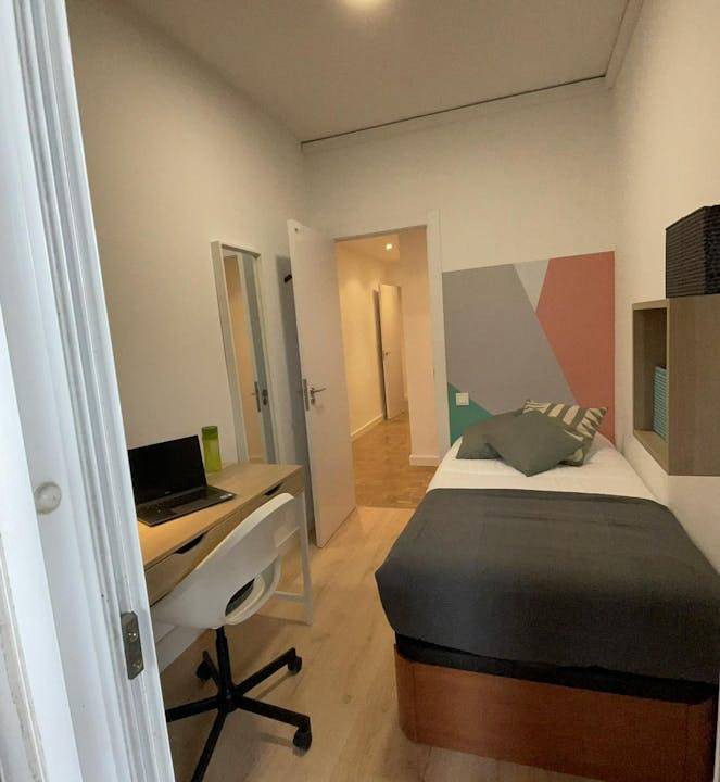 Sarria-Sant Gervasi Resort | Private room ∙ 1 bedroom ∙ 1 guest