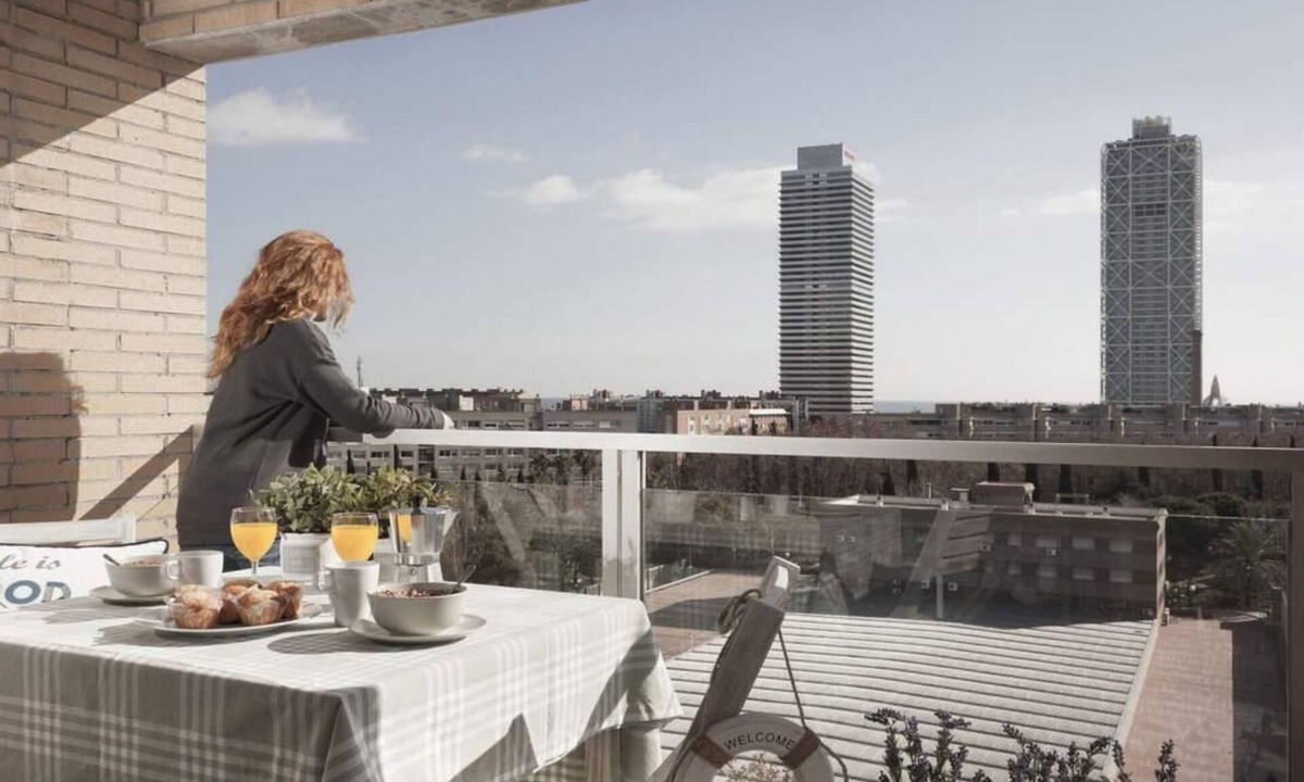La Vila Olimpica del Poblenou Apartment | Sea view with terrace and communal swimming pool