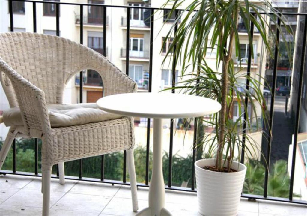 Dreta de l'Eixample Apartment | Spacious apartment for families