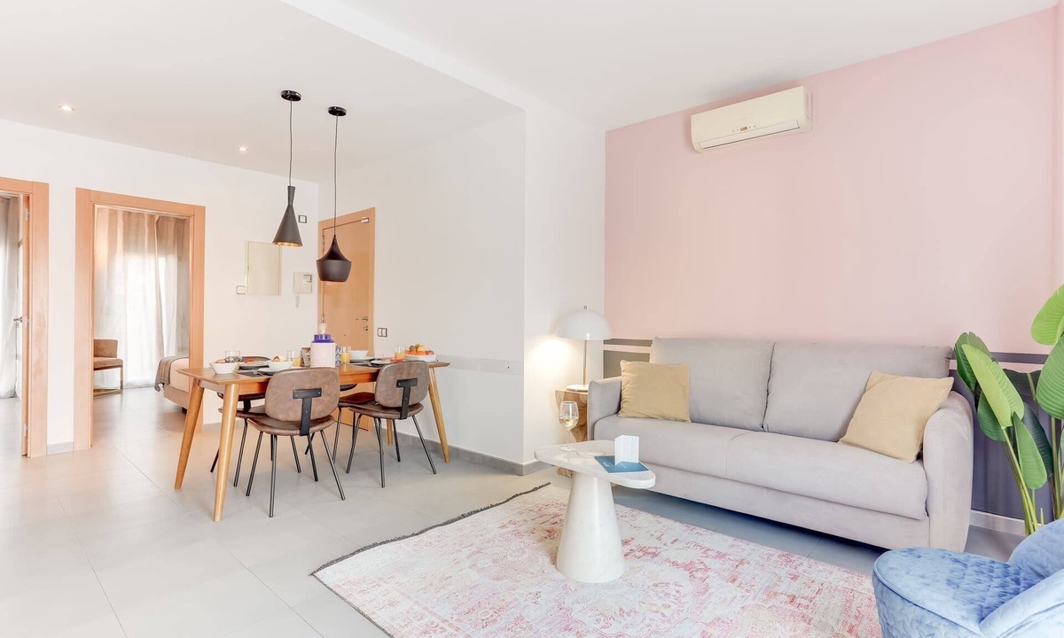 Hostafrancs Apartment | Sweett | Callao V - Two Bedroom Apartment, Sleeps 4