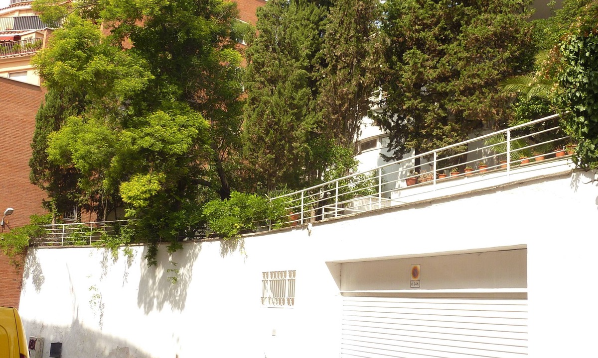Gracia House | Vilaro Park Güell house with private pool. For groups of friends and families