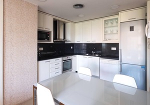 257 - Beach Apartment w/Pool I