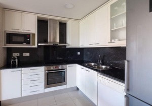 257 - Beach Apartment w/Pool I