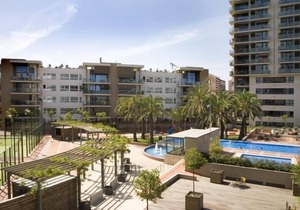 257 - Beach Apartment w/Pool I