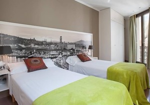 Central apartment with 3 bedrooms and 2 bathrooms