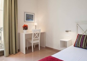 Central apartment with 3 bedrooms and 2 bathrooms