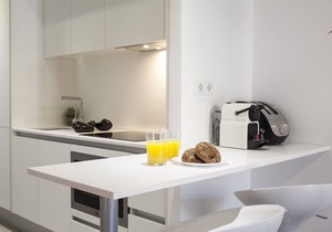 Lovely 2 bedroom with balcony next to Plaza España