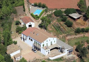 Luxurious Cottage in Sant Salvador de Guardiola