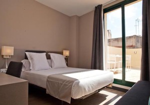 May Ramblas Hotel