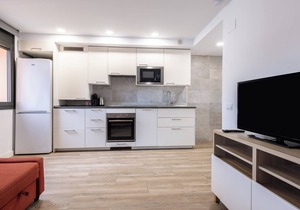 Modern and spacious apartment well located
