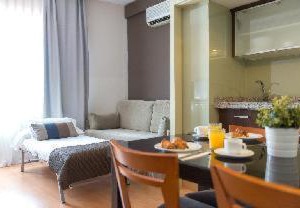 Senator Barcelona Apartments