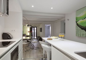 Stylish next to Plaza España, Fira