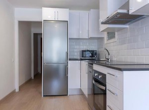 Flateli Roger | Sants-Badal