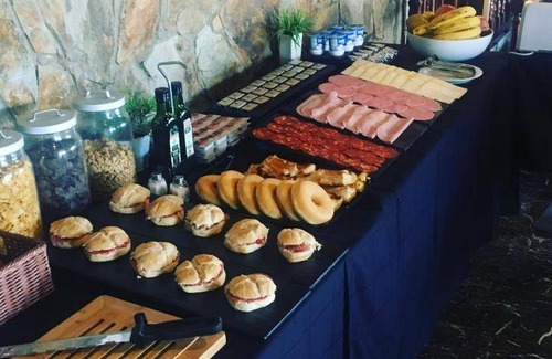 Torrelles de Llobregat Hotel | 100 m² Hotel ∙ 127 guests
