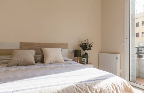 Hostafrancs Apartment | 100 m² Apartment ∙ 3 bedrooms ∙ 4 guests