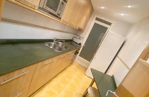 Sabadell Resort | 100 m² Private room ∙ 1 bedroom ∙ 1 guest