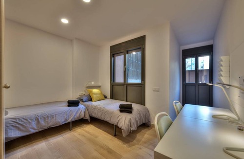 Sant Gervasi Other | 102 m² Shared room ∙ 1 bedroom ∙ 2 guests