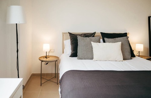 Poblenou Resort | 102 m² Private room ∙ 1 bedroom ∙ 2 guests