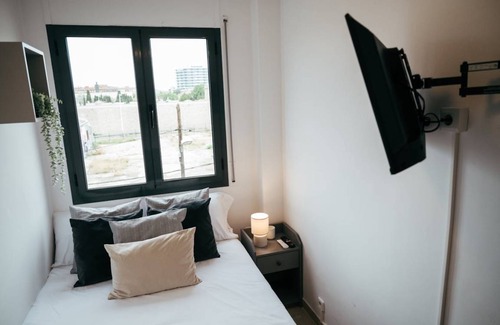 Poblenou Resort | 102 m² Private room ∙ 1 bedroom ∙ 1 guest
