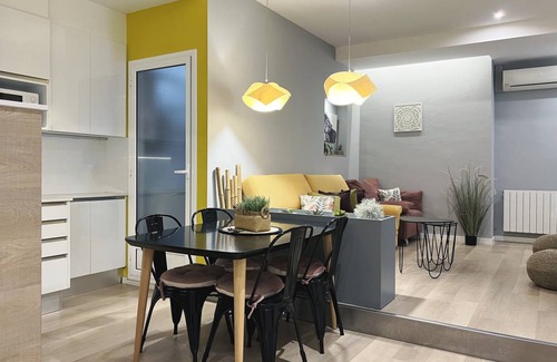 Sants Apartment | 103 m² Apartment ∙ 3 bedrooms ∙ 6 guests