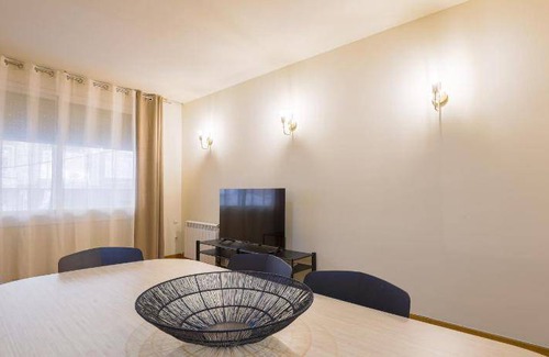 Sant Gervasi – la Bonanova Apartment | 105 m² Apartment ∙ 3 bedrooms ∙ 7 guests
