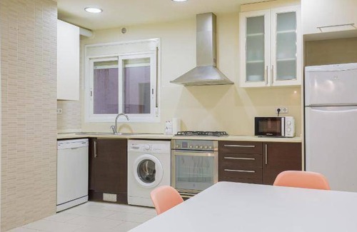 Sant Gervasi – la Bonanova Apartment | 105 m² Apartment ∙ 3 bedrooms ∙ 7 guests