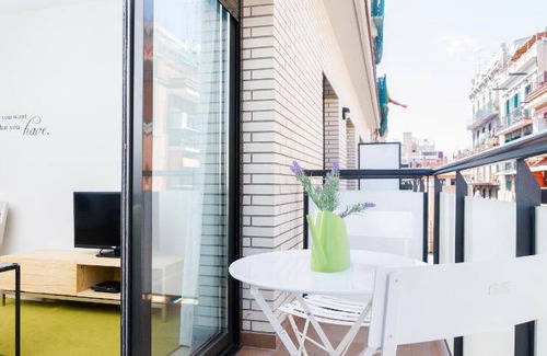 Hostafrancs Apartment | 110 m² Apartment ∙ 2 bedrooms ∙ 8 guests