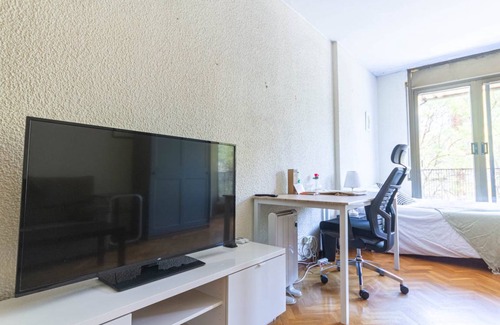Sants-Badal Resort | 110 m² Private room ∙ 1 bedroom ∙ 1 guest