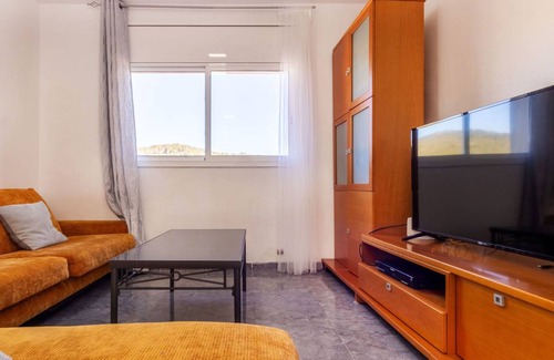 Castellet i la Gornal House | 115 m² House ∙ 1 bedroom ∙ 10 guests