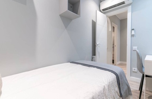 Sant Gervasi Resort | 115 m² Private room ∙ 1 bedroom ∙ 1 guest