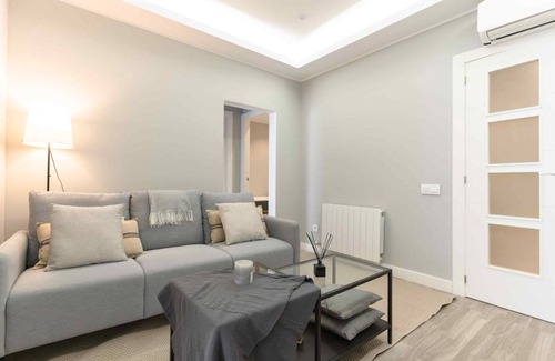 Sant Gervasi Resort | 115 m² Private room ∙ 1 bedroom ∙ 1 guest