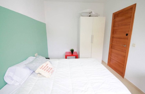La Maternitat i Sant Ramon Resort | 120 m² Private room ∙ 1 bedroom ∙ 1 guest
