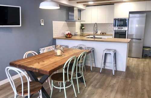Vilassar de Mar Apartment | 140 m² Apartment ∙ 4 bedrooms ∙ 9 guests
