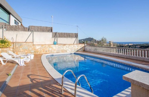 Gualba de Dalt House | 140 m² House ∙ 5 bedrooms ∙ 9 guests