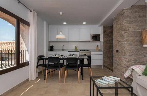 Castellnou de Bages Apartment | 145 m² Apartment ∙ 3 bedrooms ∙ 8 guests